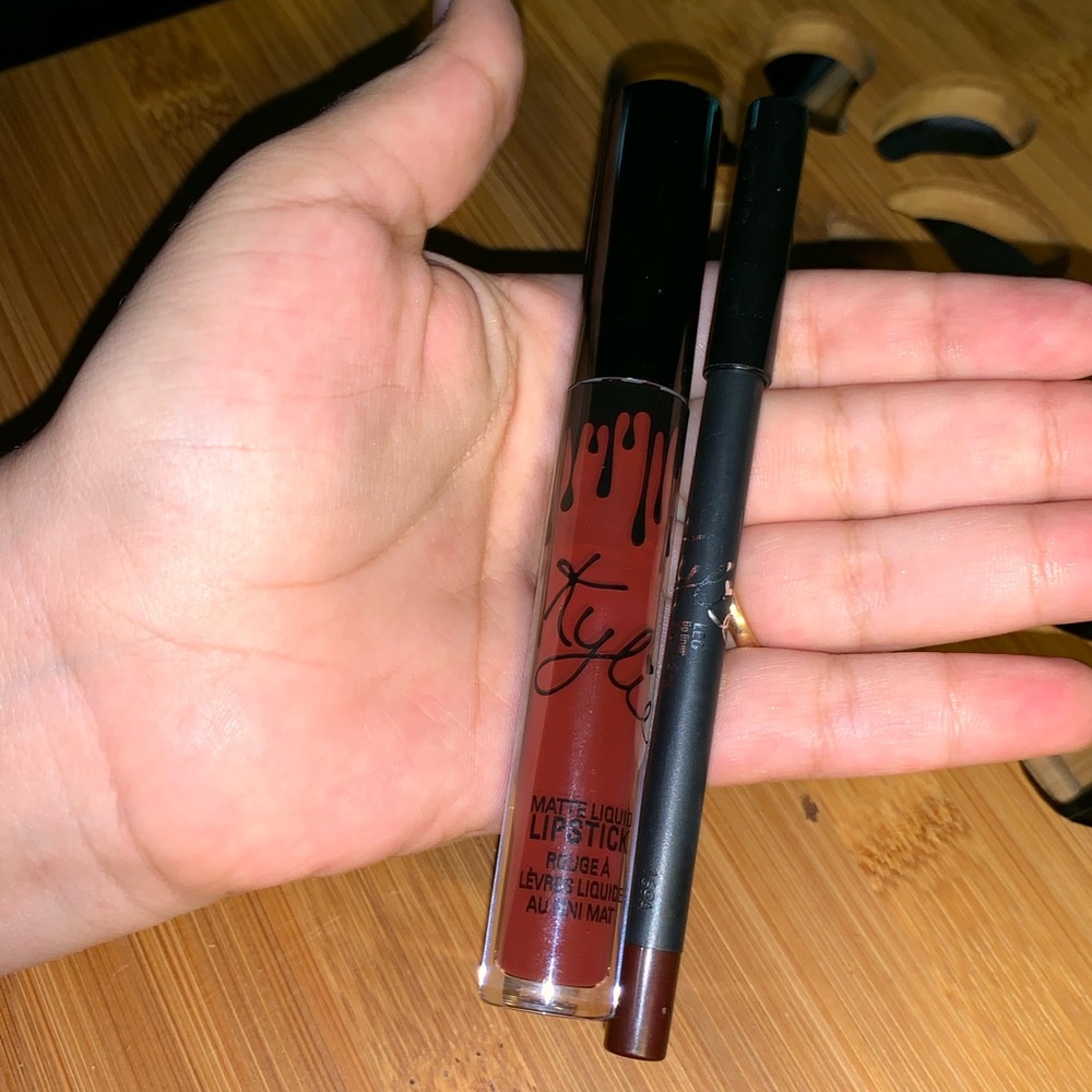 Kylie Cosmetics Leo Lipkit